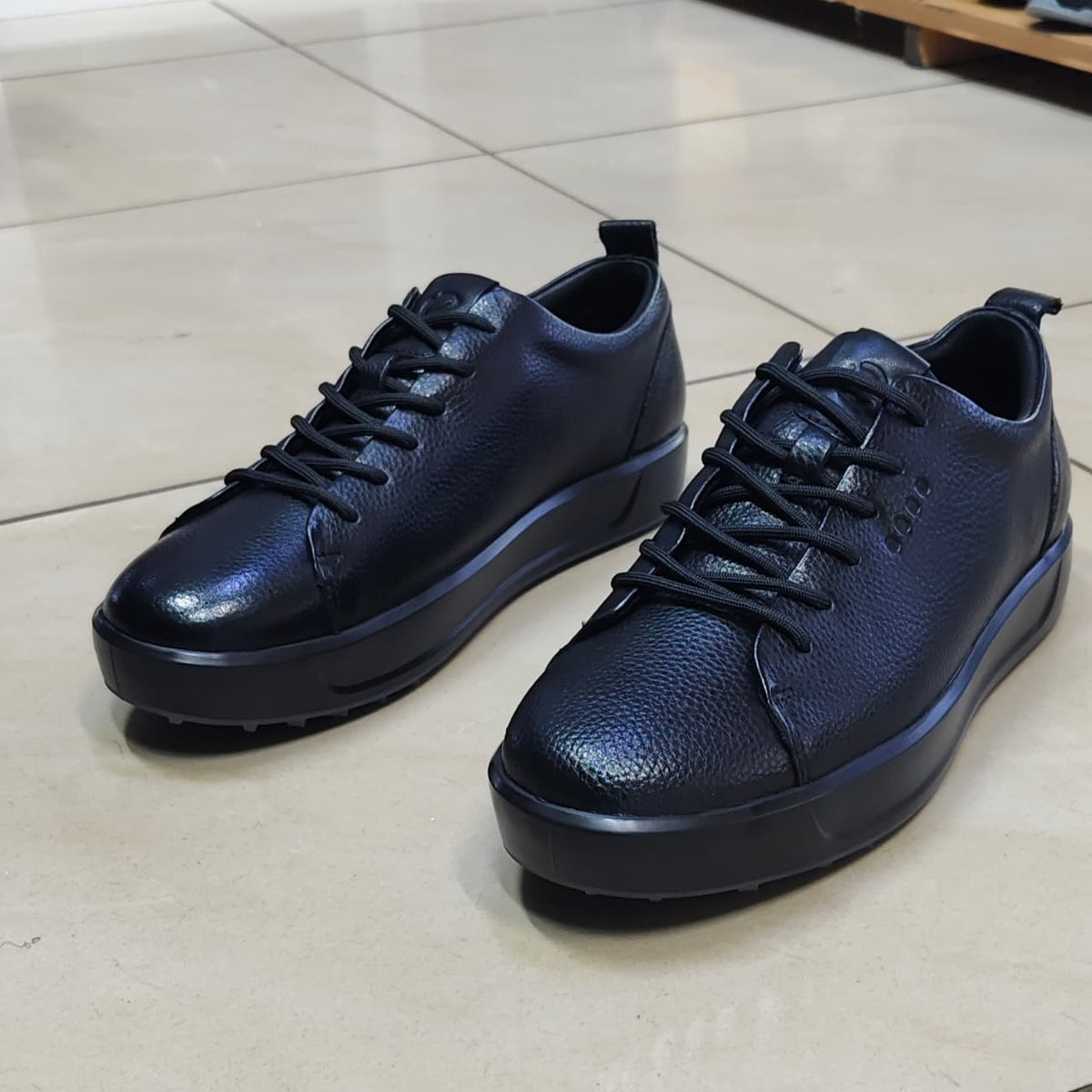 Premium Leather ecco men soft casual